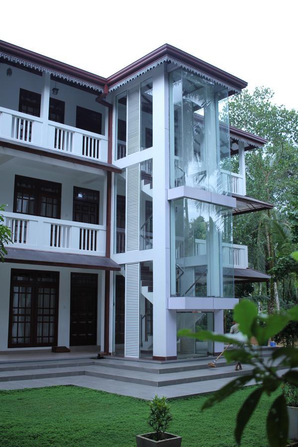 Gem Field Rest Panzió Ratnapura Kültér fotó